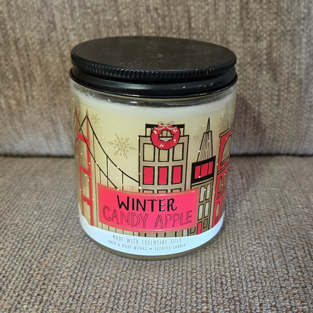 Bath & Body Works candle - Winter Candy Apple